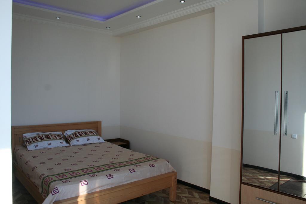 Apartment Miracle Batum Dış mekan fotoğraf