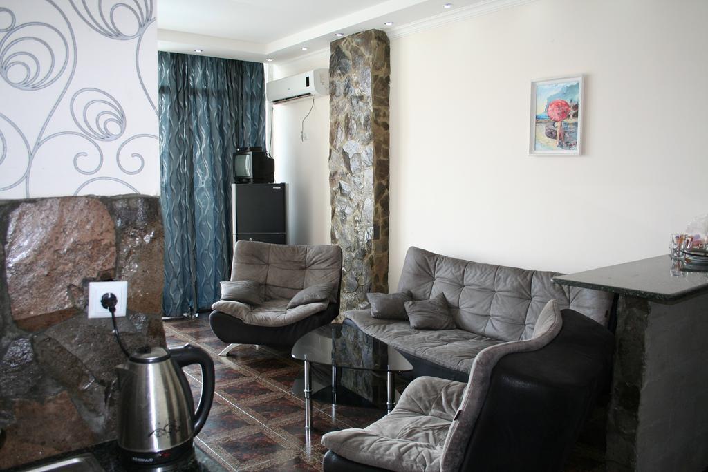 Apartment Miracle Batum Dış mekan fotoğraf