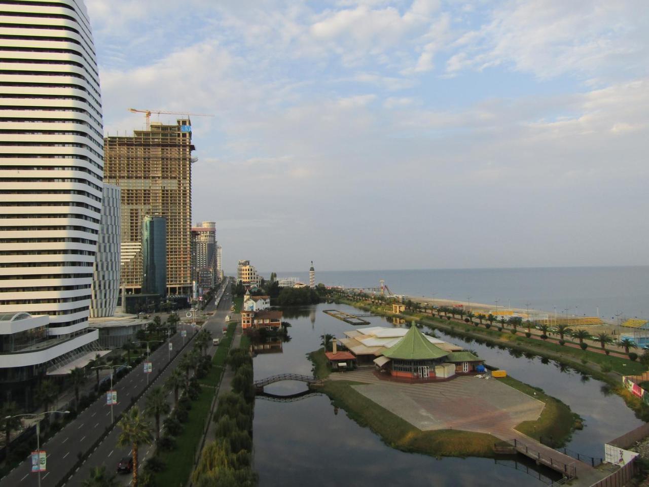 Apartment Miracle Batum Dış mekan fotoğraf