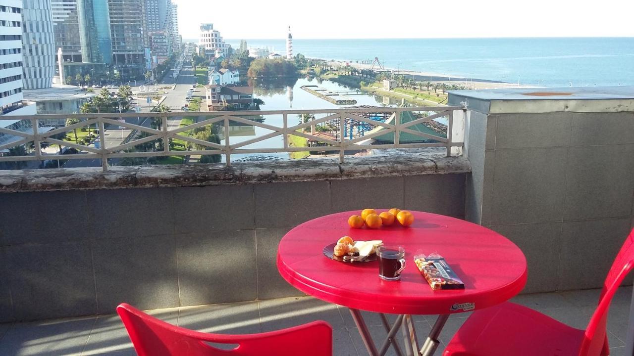 Apartment Miracle Batum Dış mekan fotoğraf