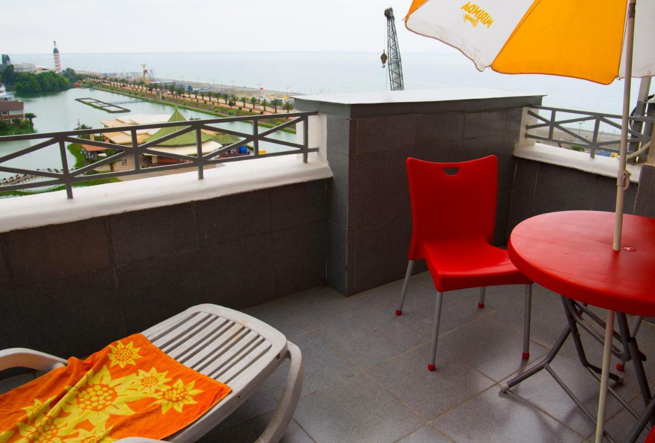 Apartment Miracle Batum Dış mekan fotoğraf