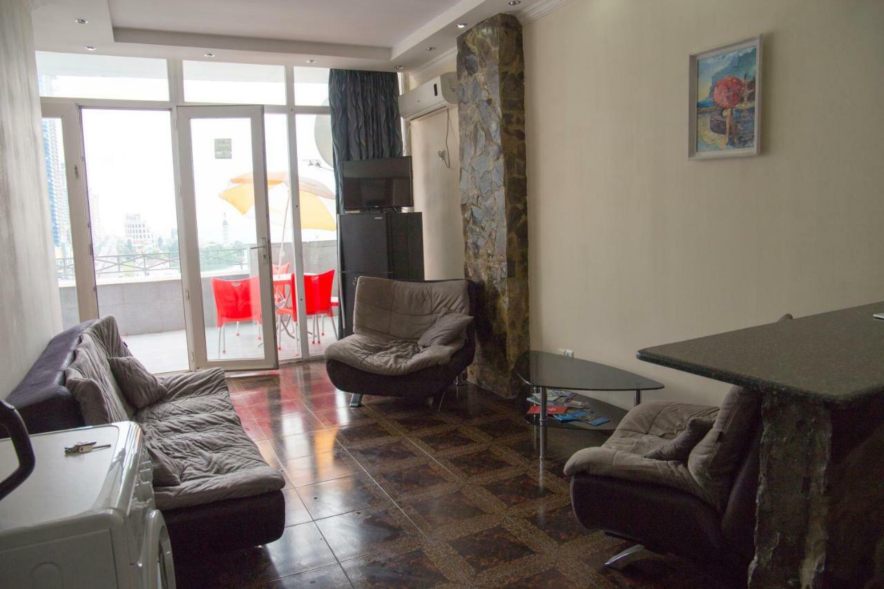Apartment Miracle Batum Dış mekan fotoğraf