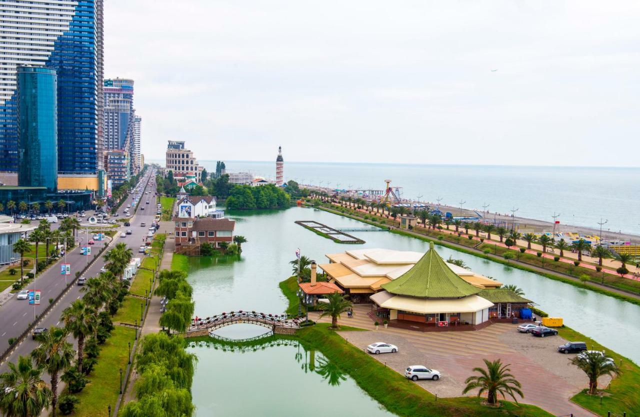 Apartment Miracle Batum Dış mekan fotoğraf